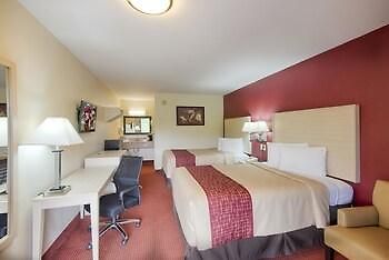 Avid Hotel Staunton Kültér fotó